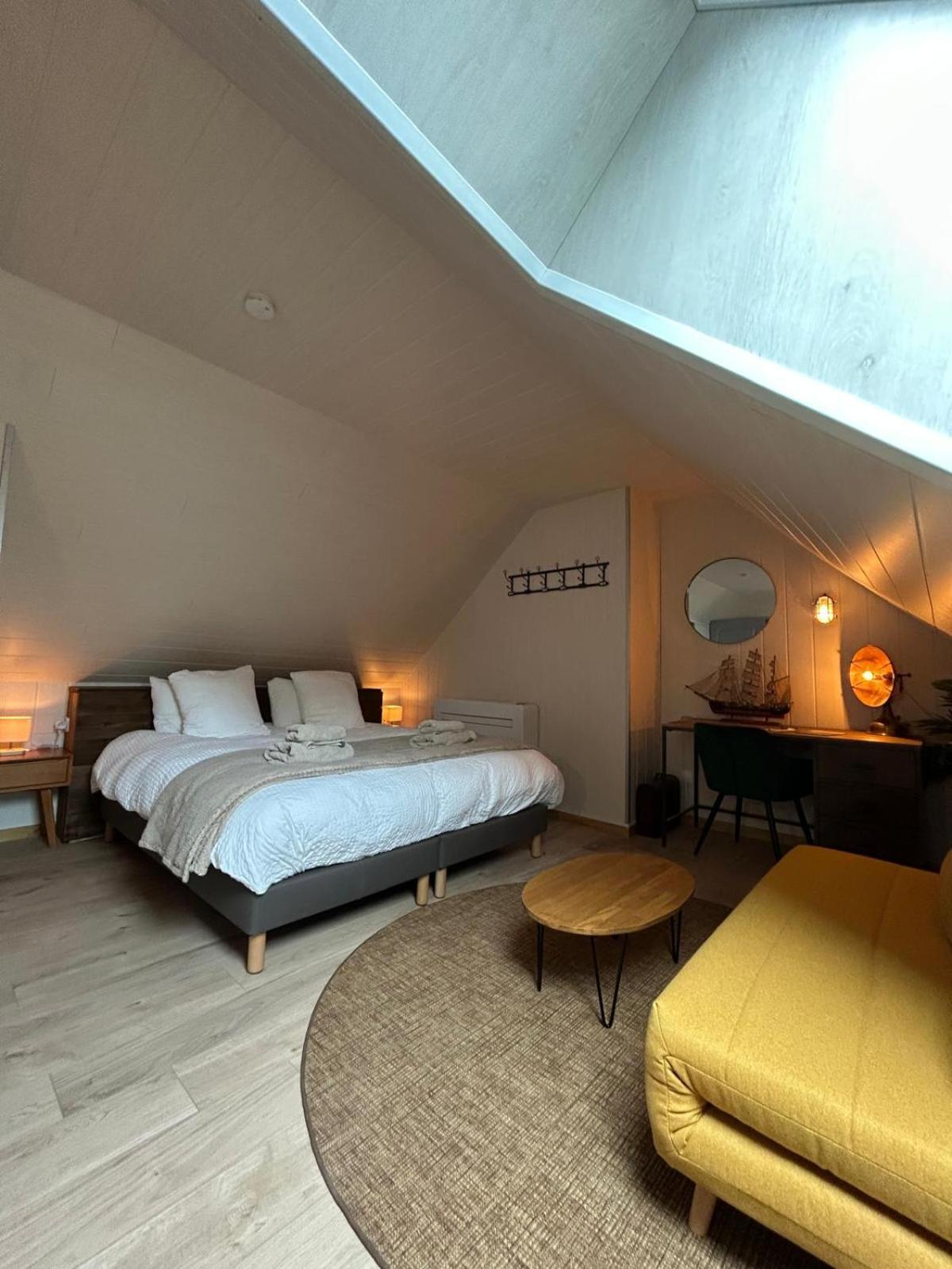 Domaine Kaet Hotel Ratenelle Ngoại thất bức ảnh